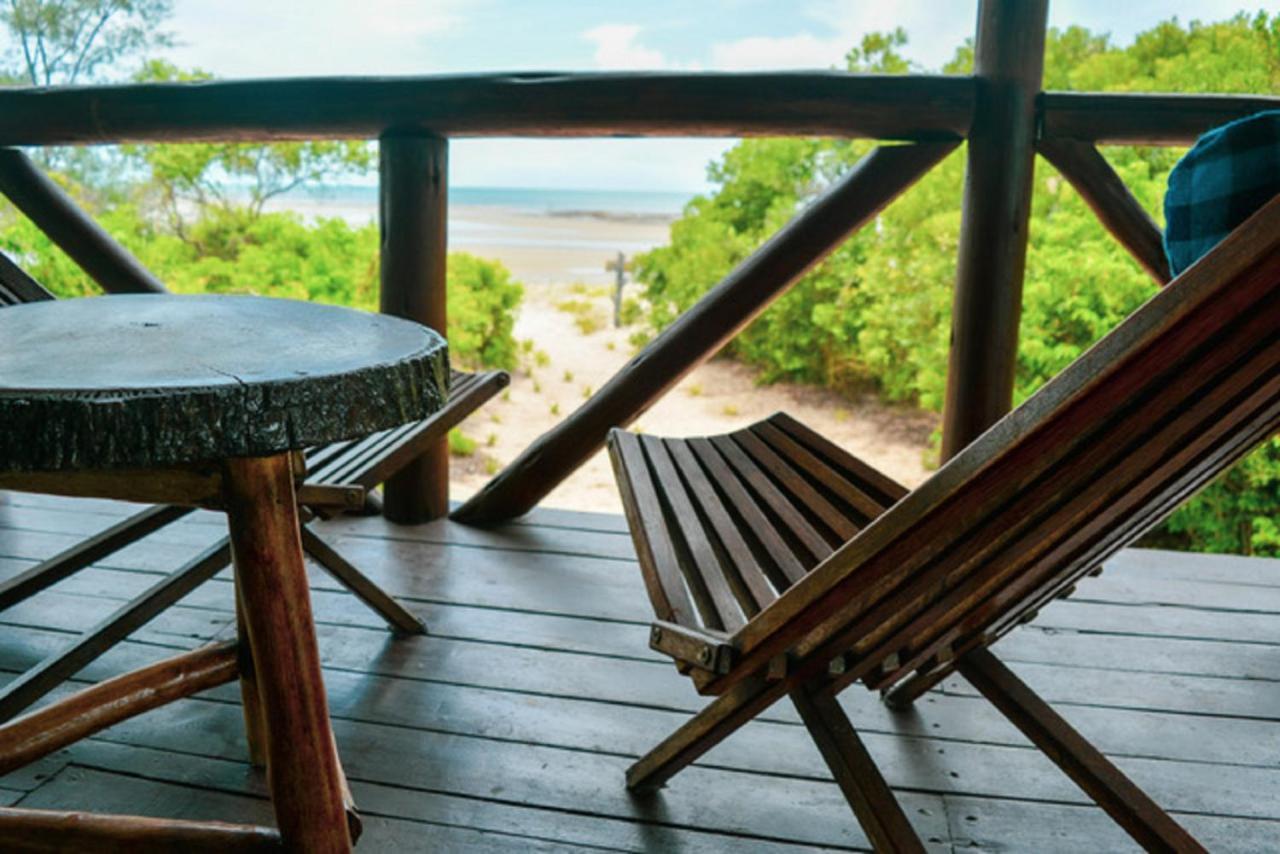 Simply Saadani Camp, A Tent With A View Safaris Mkwaja エクステリア 写真