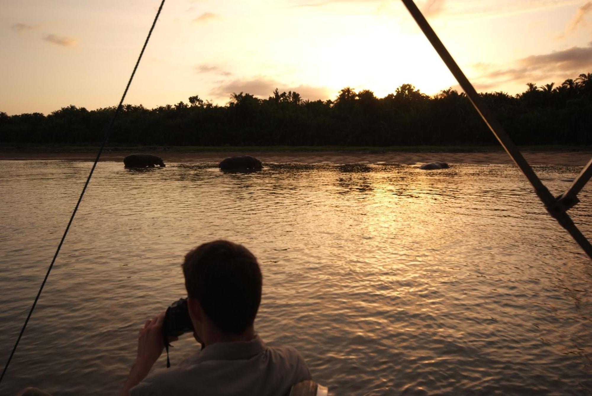 Simply Saadani Camp, A Tent With A View Safaris Mkwaja エクステリア 写真